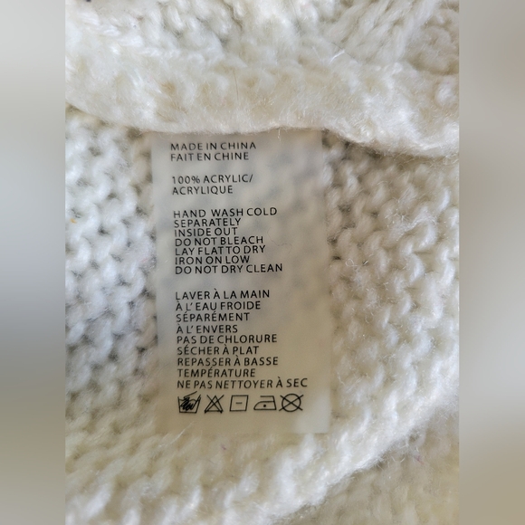 Sweater - Picture 2 of 7